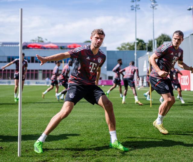 开云体育官网-【前瞻】拜仁中场隐患面临大考，纳帅欲阻止莱万拿球